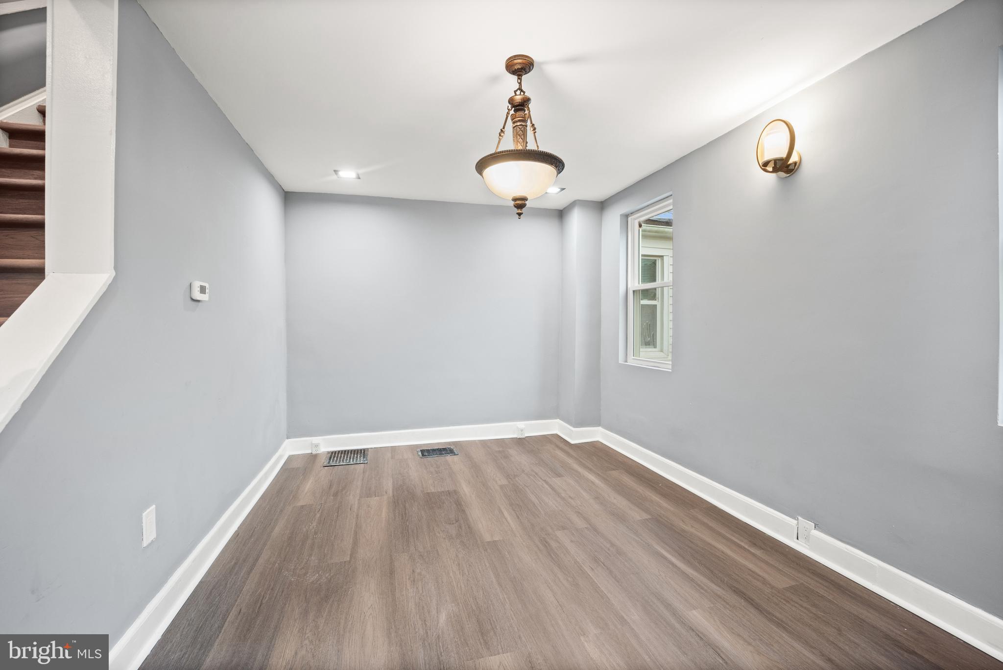 1072 Ironside Road Camden, NJ 08104 - Photo 4 of 18