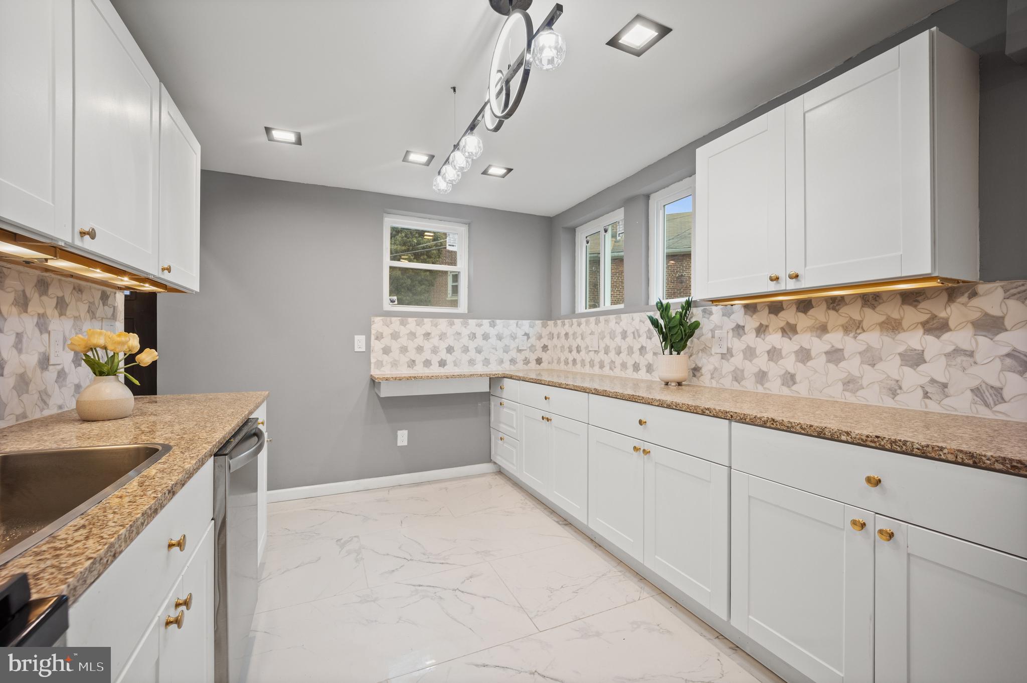 1072 Ironside Road Camden, NJ 08104 - Photo 10 of 18