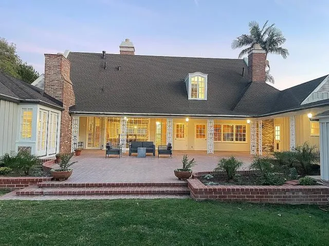 $3,299,000 | 4217 Cedar Avenue, Long Beach, CA 90807