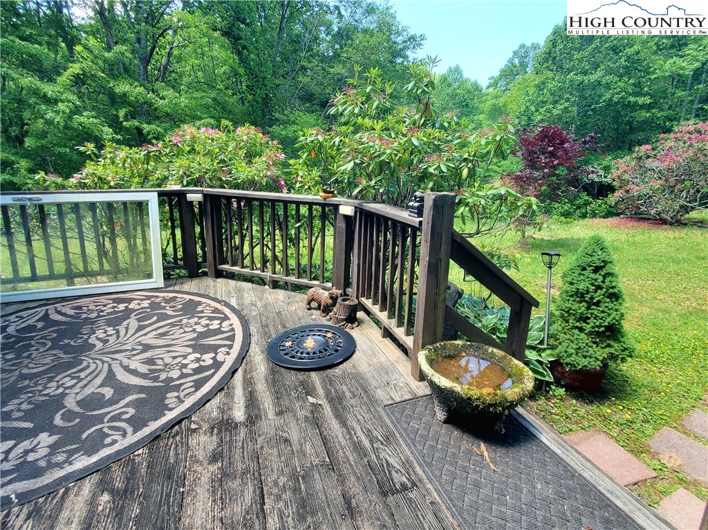 72 Rhoneys View Road Newland, NC 28657 - Photo 15 of 29 Gallery Image 15