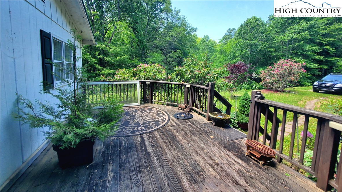 72 Rhoneys View Road Newland, NC 28657 - Photo 16 of 29 Gallery Image 16