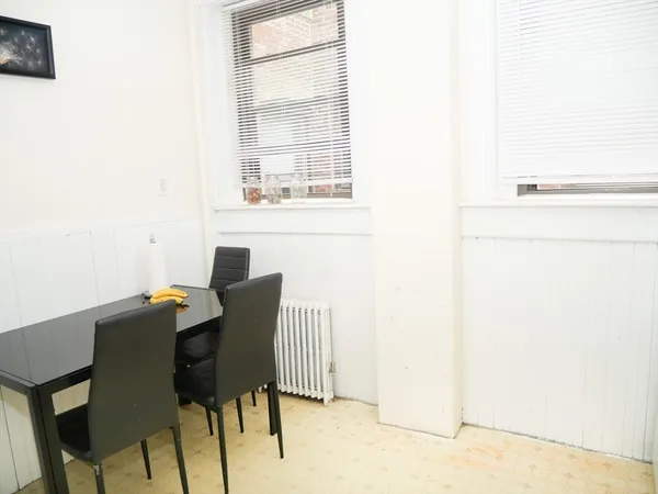 $2,650 | 1378 Beacon Street, Unit 10, Brookline, MA 02446