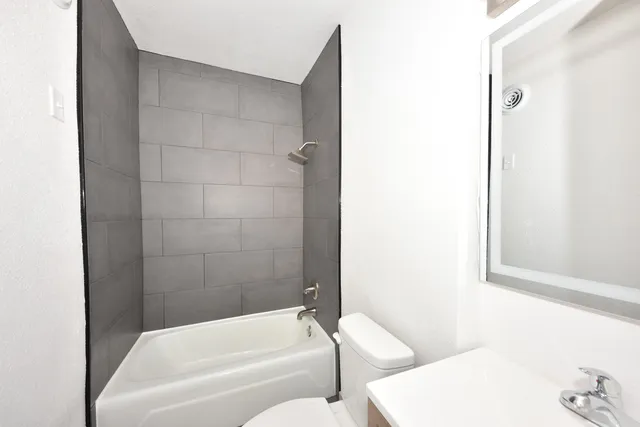 $365,000 | 1350 Parkway Drive, Brookfield, WI 53005