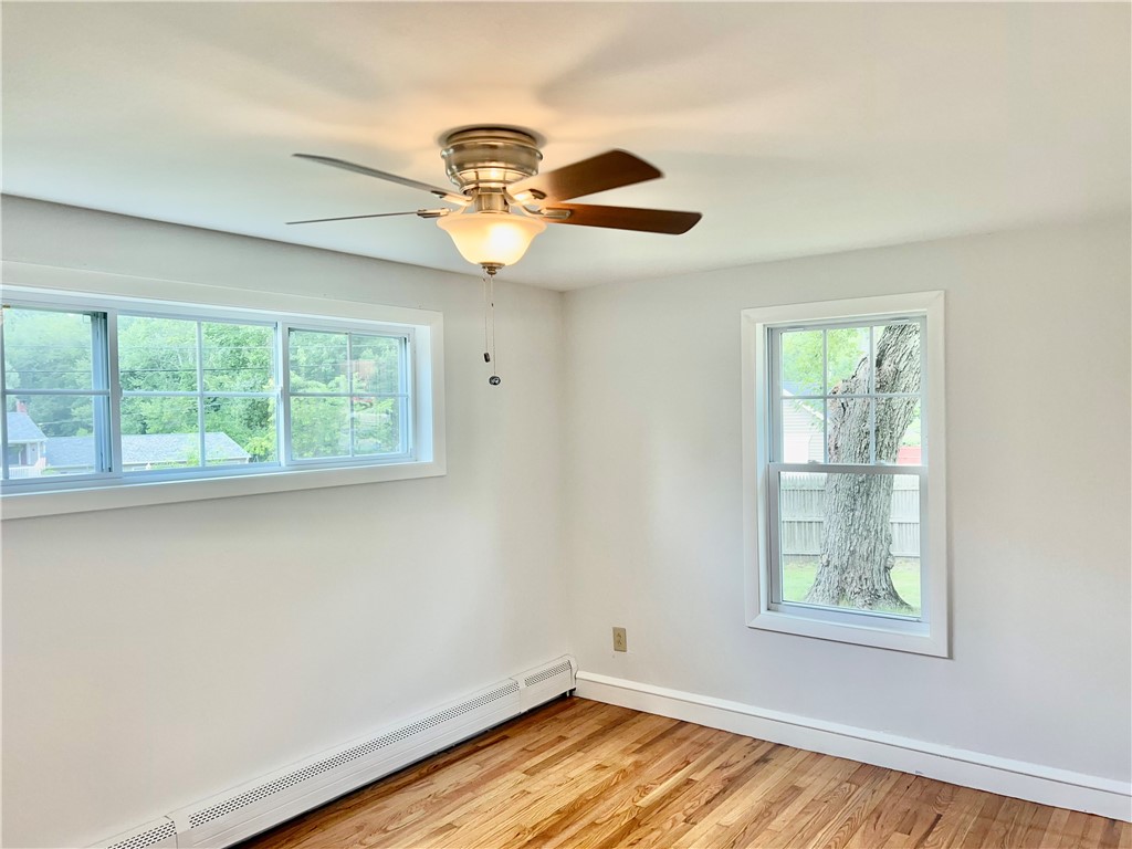 11 Manning Court Coventry, RI 02816 - Photo 15 of 43 1st Floor Bed #2