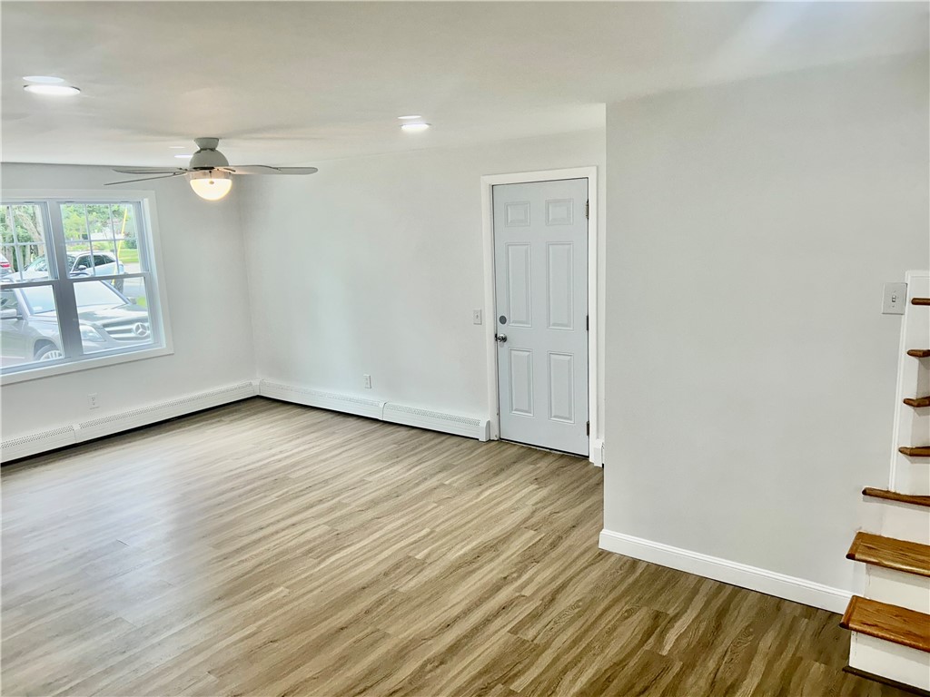 11 Manning Court Coventry, RI 02816 - Photo 20 of 43 Family Room