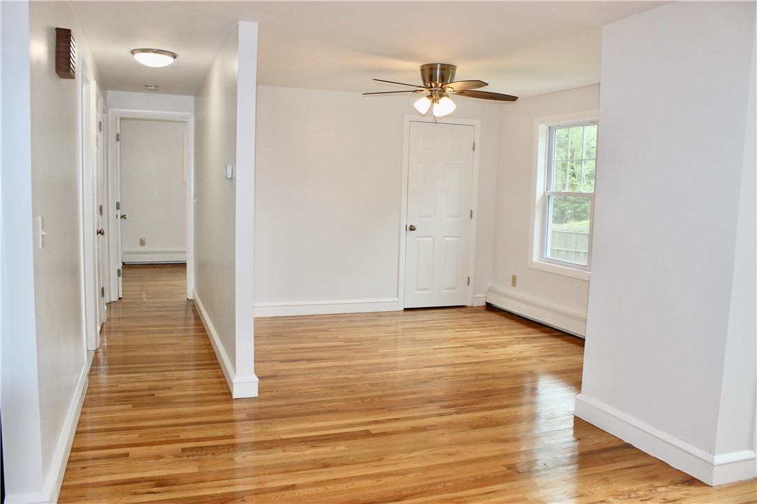 11 Manning Court Coventry, RI 02816 - Photo 10 of 43 Open Dining Room