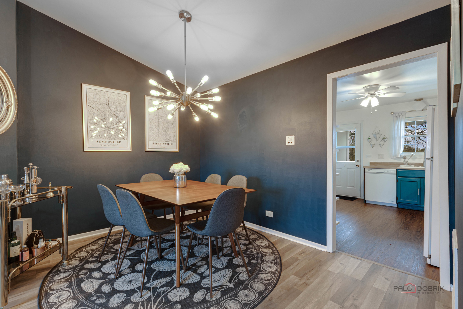 122 East Winchester Road, Unit E Libertyville, IL 60048 - Photo 4 of 17 a dining room with furniture and window