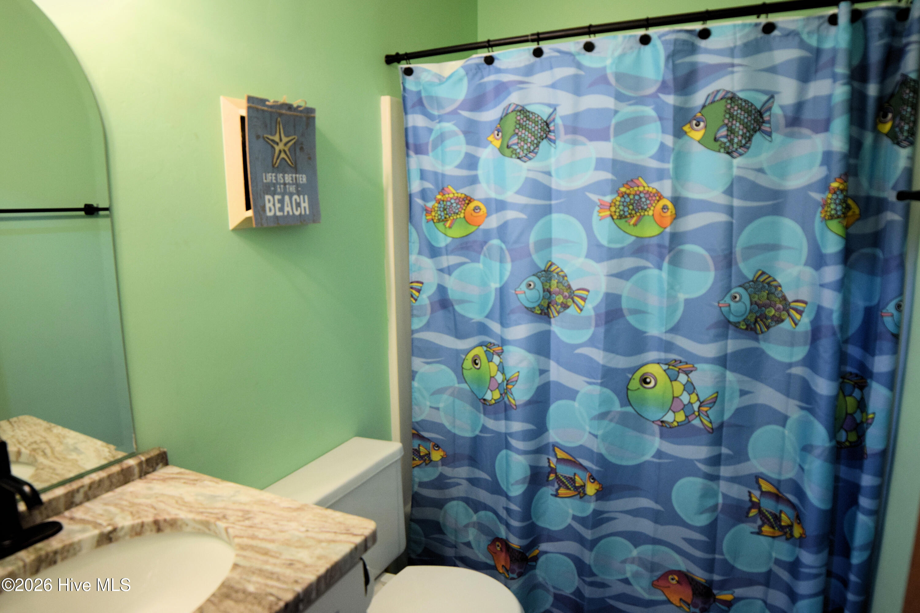 9201 Coast Guard Road, Unit H204 Emerald Isle, NC 28594 - Photo 13 of 39 First Floor Bathroom
