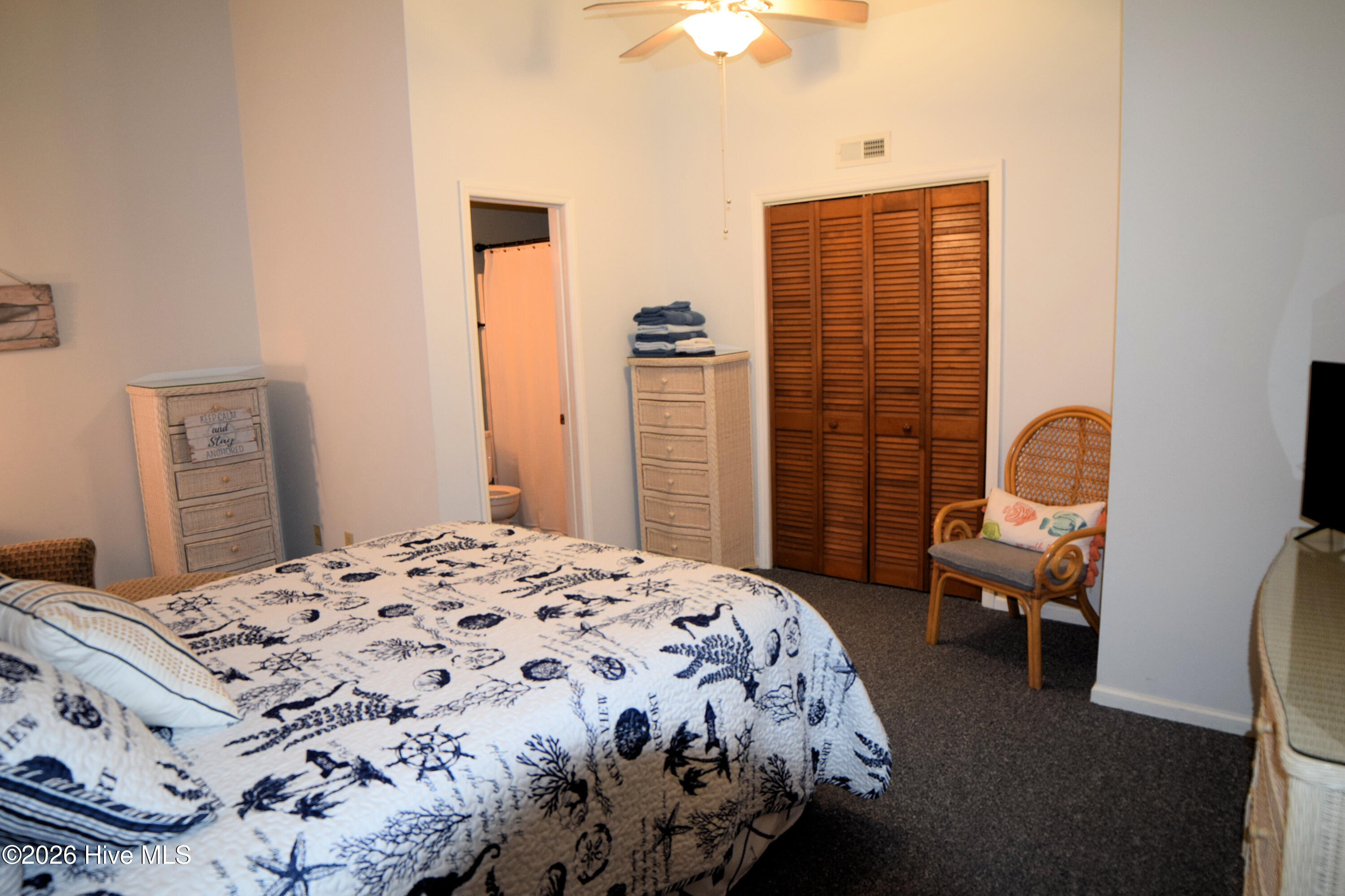 9201 Coast Guard Road, Unit H204 Emerald Isle, NC 28594 - Photo 15 of 39 Primary Suite