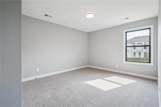 $529,999 | 1985 Longview Drive, Liberty, MO 64068