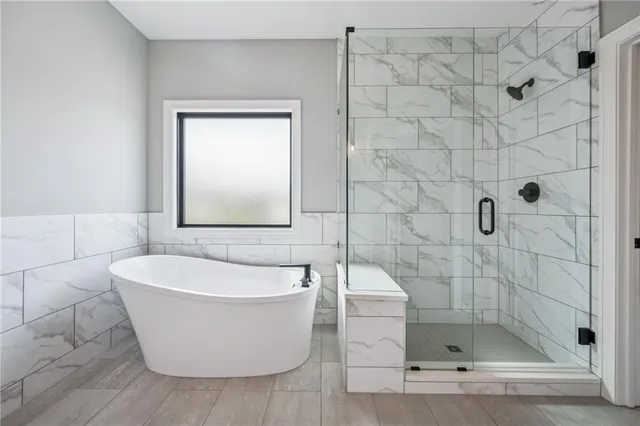 $534,999 | 1985 Longview Drive, Liberty, MO 64068