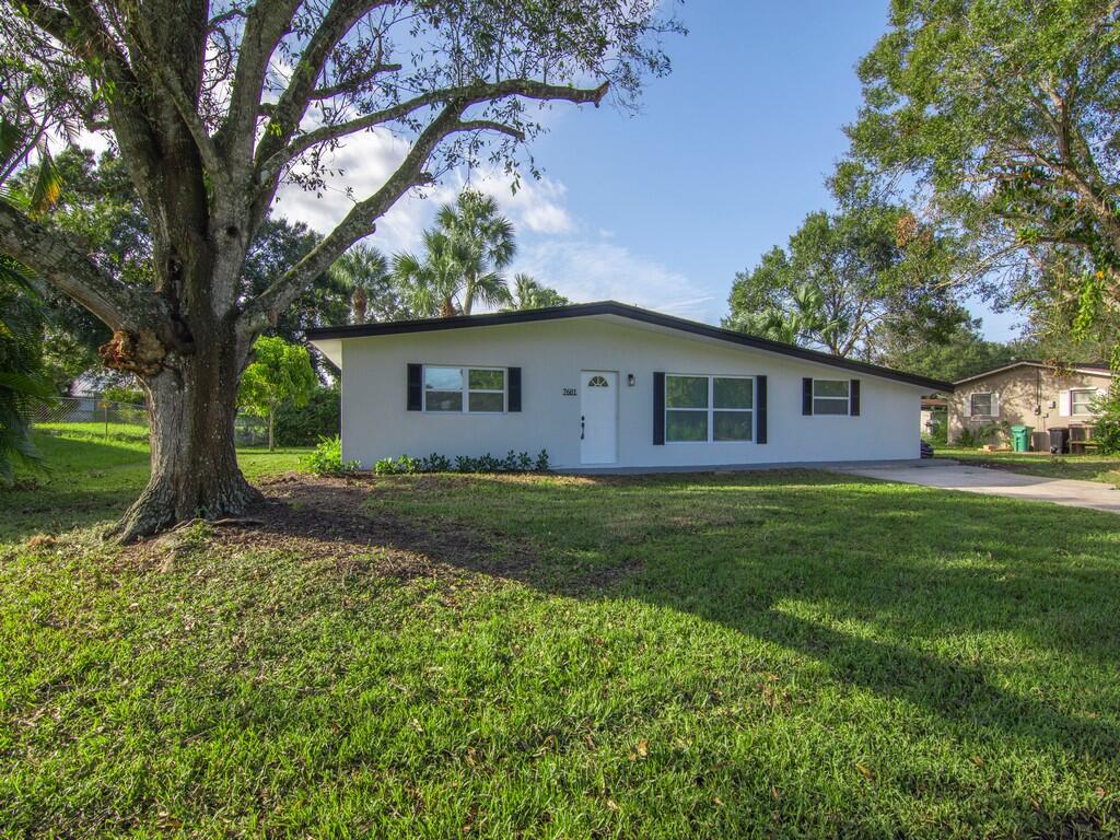 7601 Georges Road Fort Pierce, FL 34951 - Photo 1 of 33 Resized002