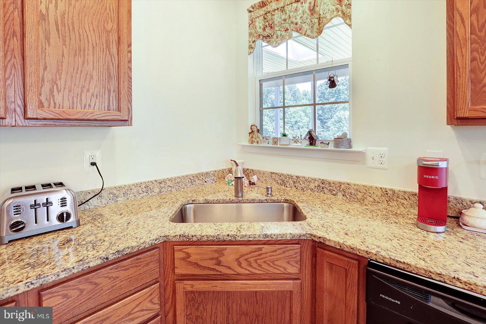 194 Split Rock Drive Delta, PA 17314 - Photo 8 of 59