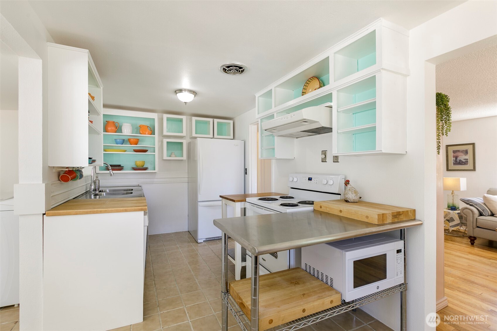 618 Southwest 138 Street Burien, WA 98166 - Photo 12 of 20