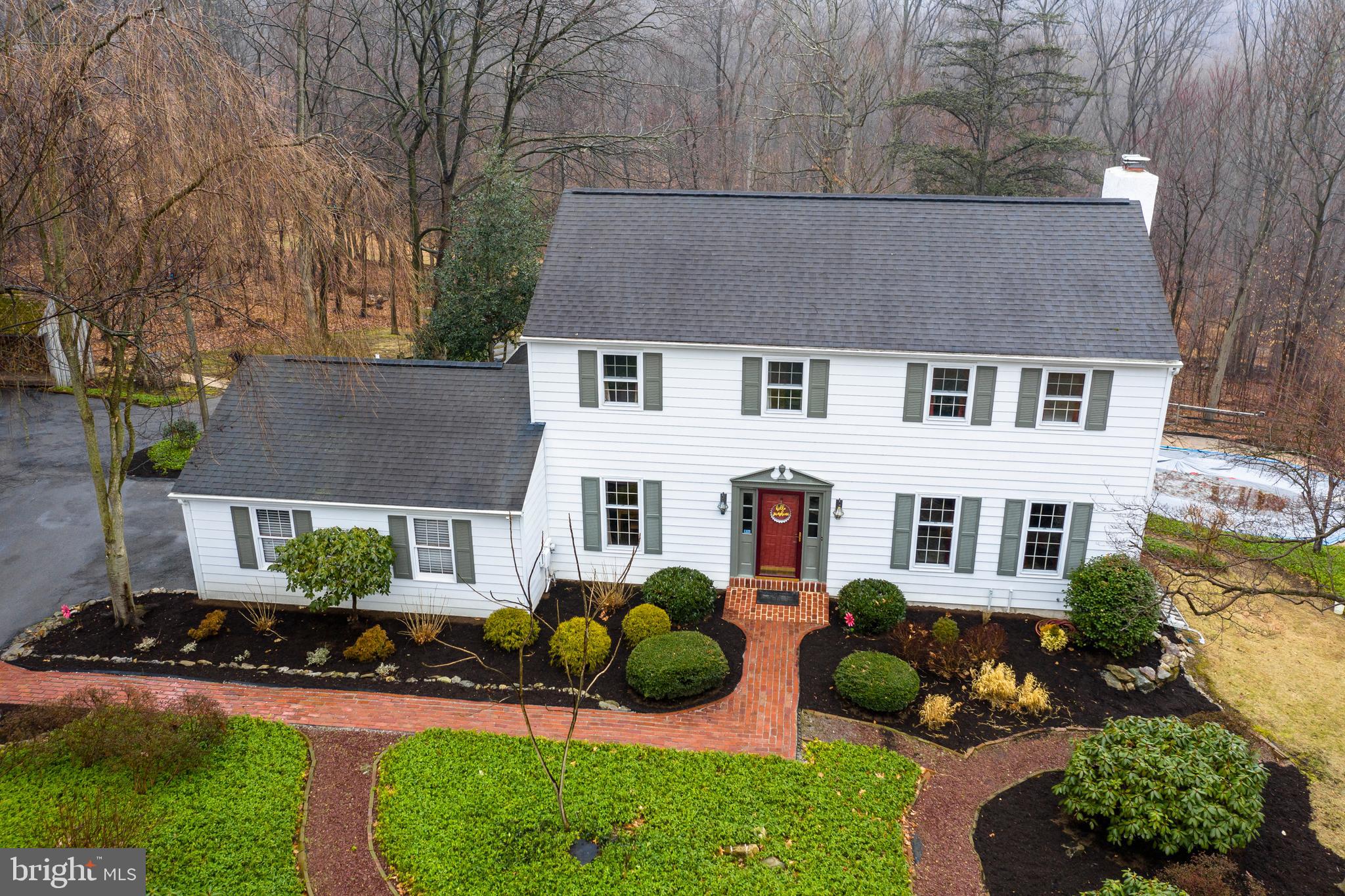 39 Blakely Road Downingtown, PA 19335 - Photo 2 of 42 Front 2