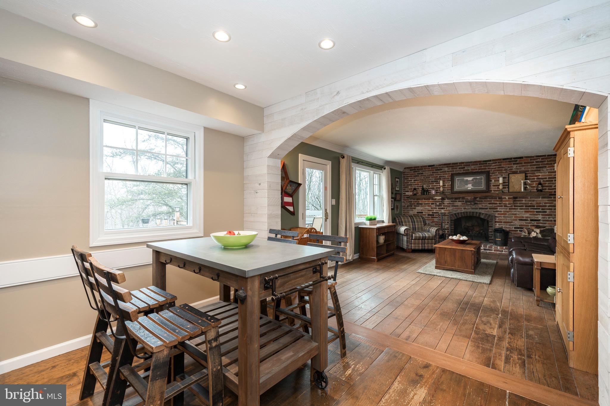 39 Blakely Road Downingtown, PA 19335 - Photo 12 of 42 Eat in kitchen