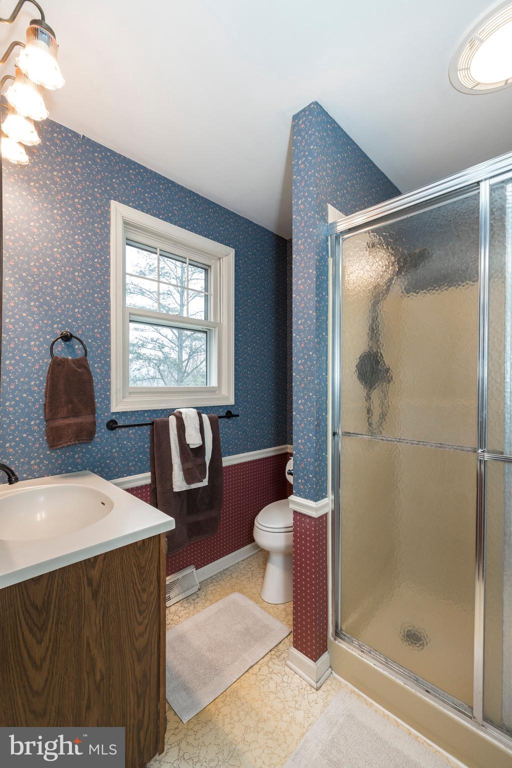 39 Blakely Road Downingtown, PA 19335 - Photo 16 of 42 Master Bath
