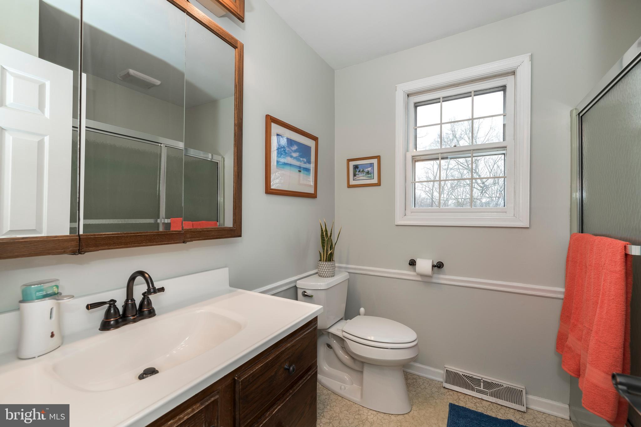 39 Blakely Road Downingtown, PA 19335 - Photo 18 of 42 Hallway bath