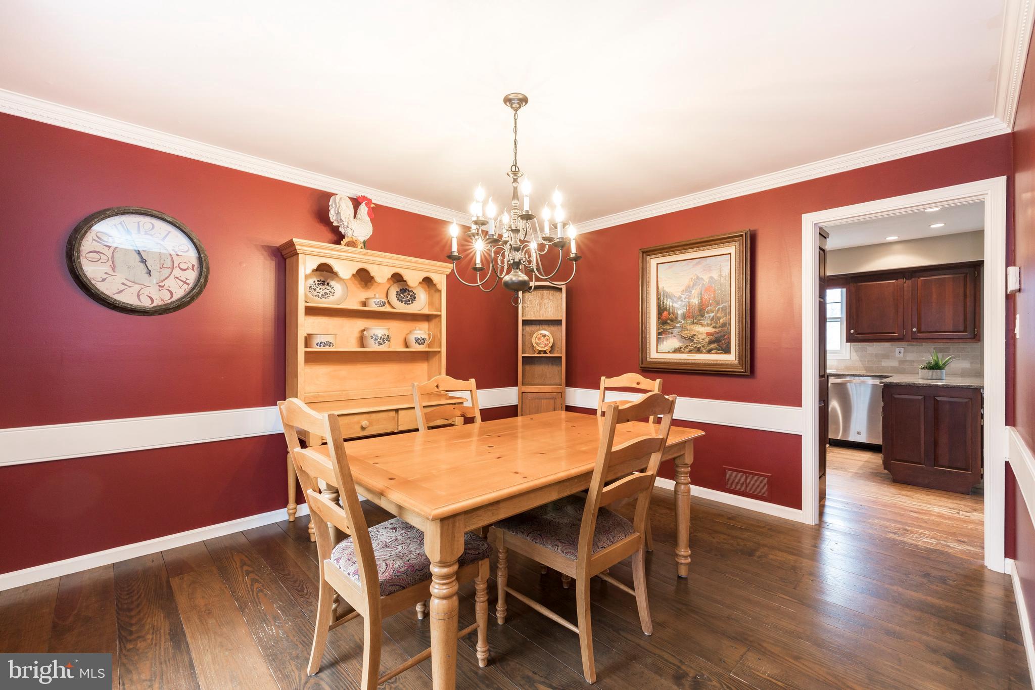 39 Blakely Road Downingtown, PA 19335 - Photo 7 of 42 Dining room 2