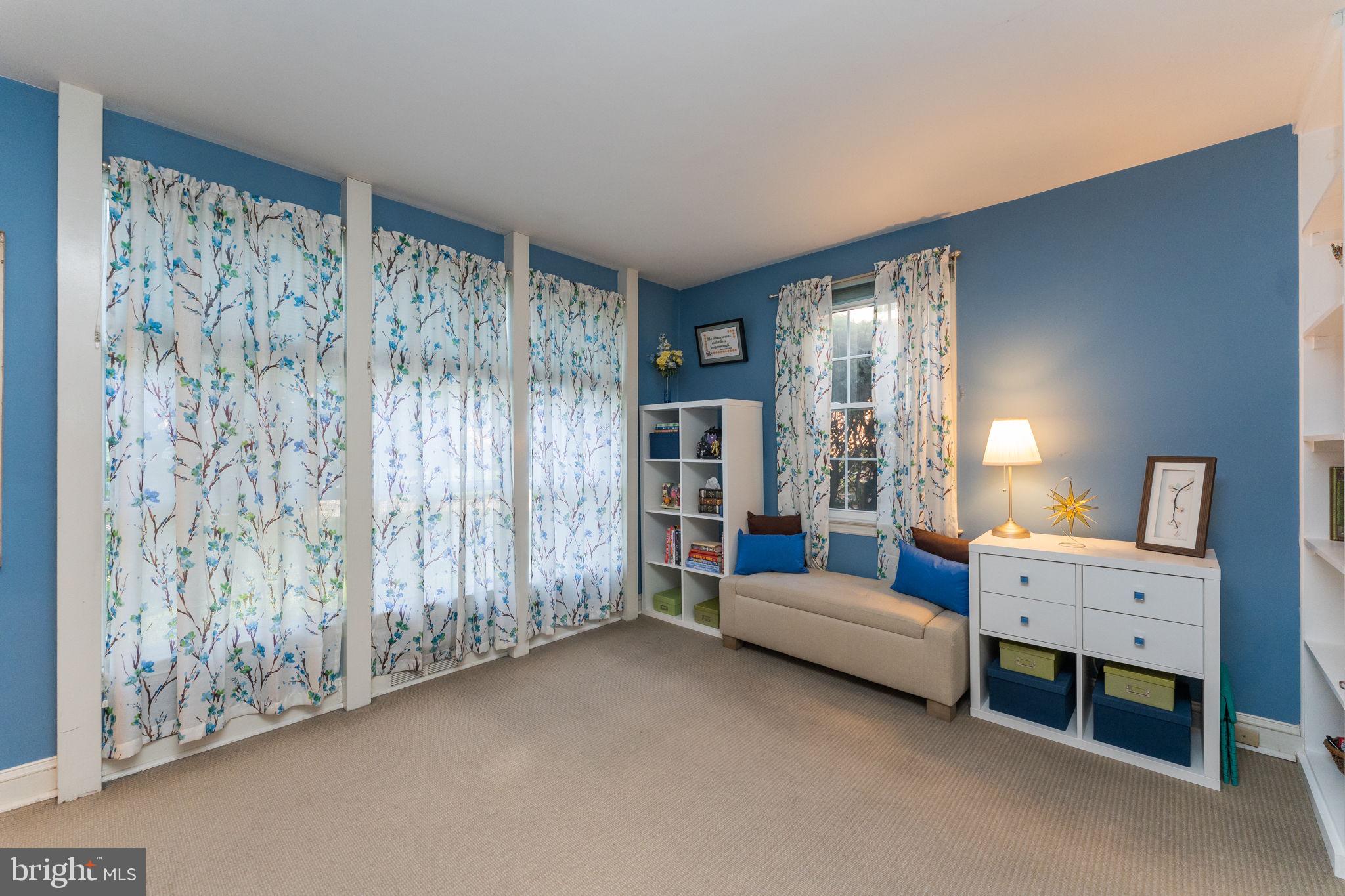 1717 Tyson Road Havertown, PA 19083 - Photo 4 of 35