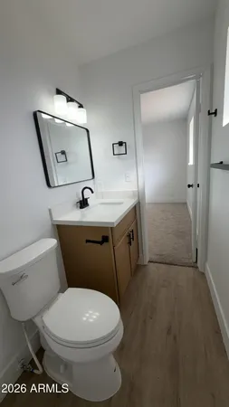 $2,100 | 925 East 7th Drive, Mesa, AZ 85204