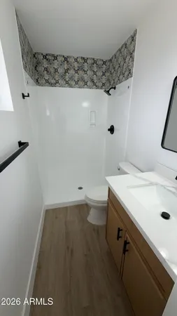 $2,100 | 925 East 7th Drive, Mesa, AZ 85204