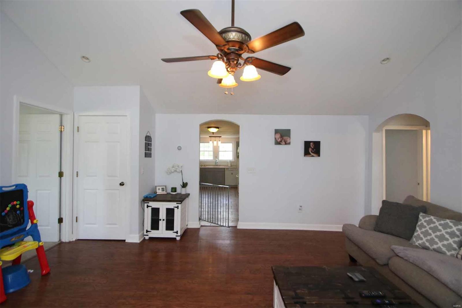 4912 2nd Street Alton, IL 62002 - Photo 13 of 25 Gallery Image 13