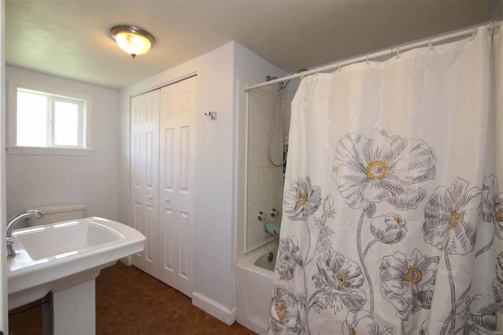 4912 2nd Street Alton, IL 62002 - Photo 18 of 25 Gallery Image 18