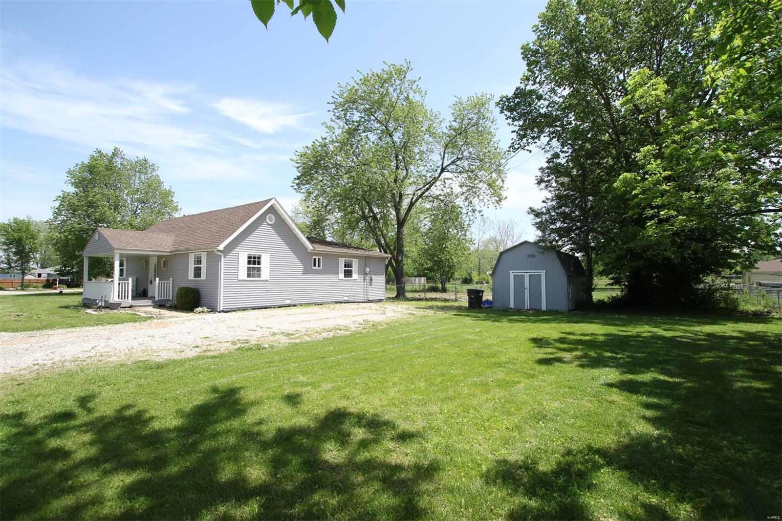 4912 2nd Street Alton, IL 62002 - Photo 6 of 25 Gallery Image 6
