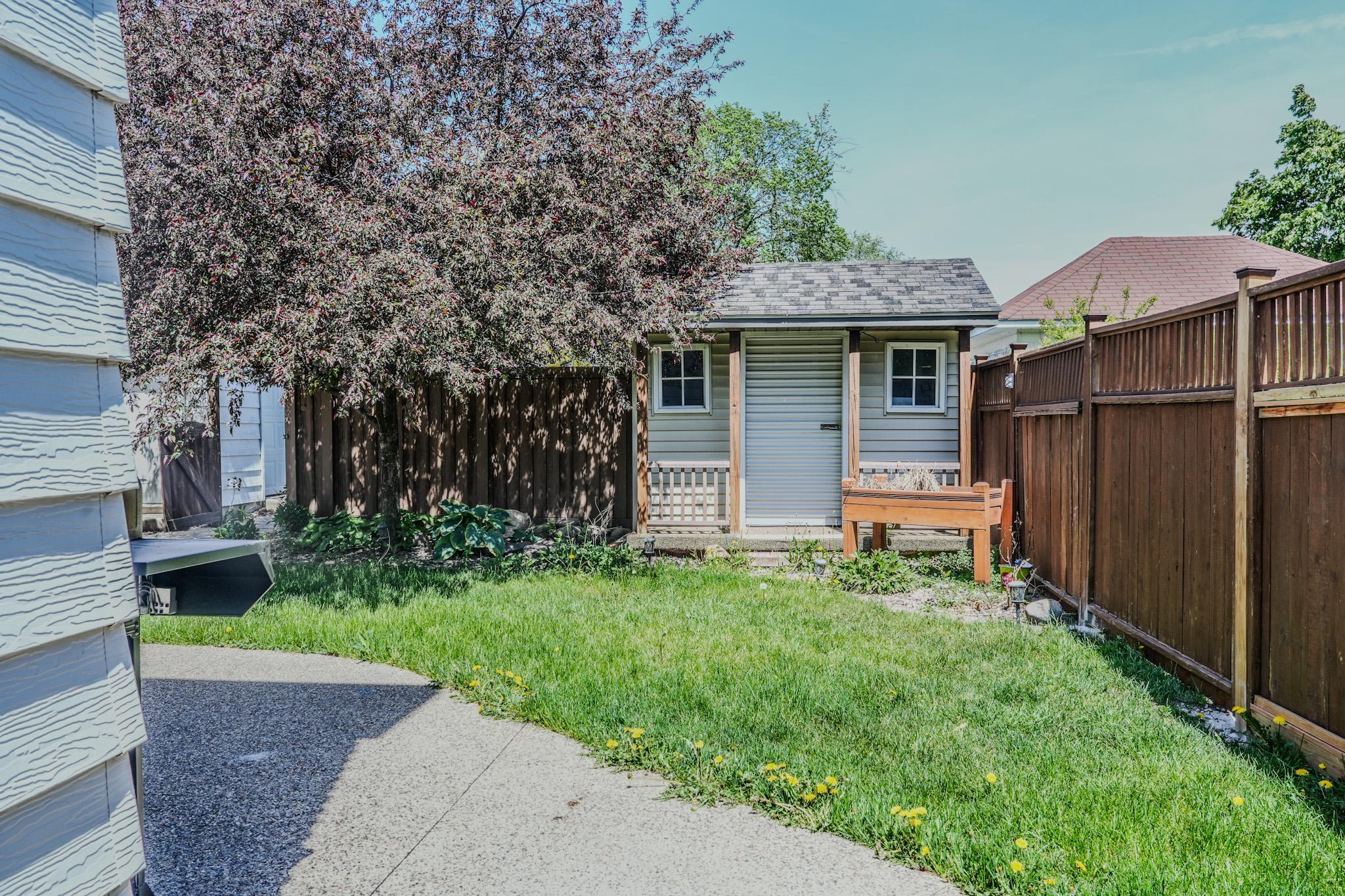 606 4th Avenue Southwest Austin, MN 55912 - Photo 40 of 44