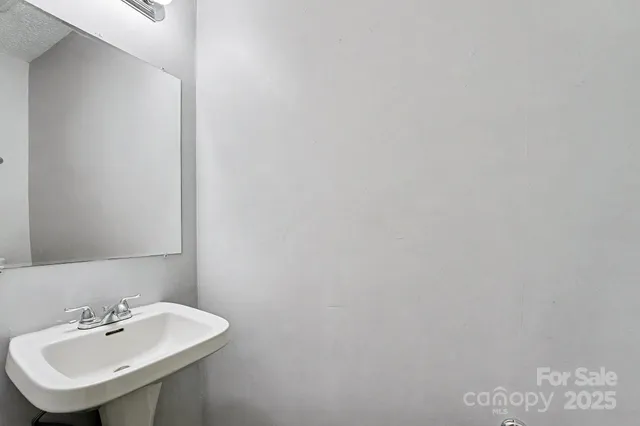 $365,000 | 1112 Thoroughbred Lane, Concord, NC 28027