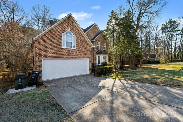$365,000 | 1112 Thoroughbred Lane, Concord, NC 28027