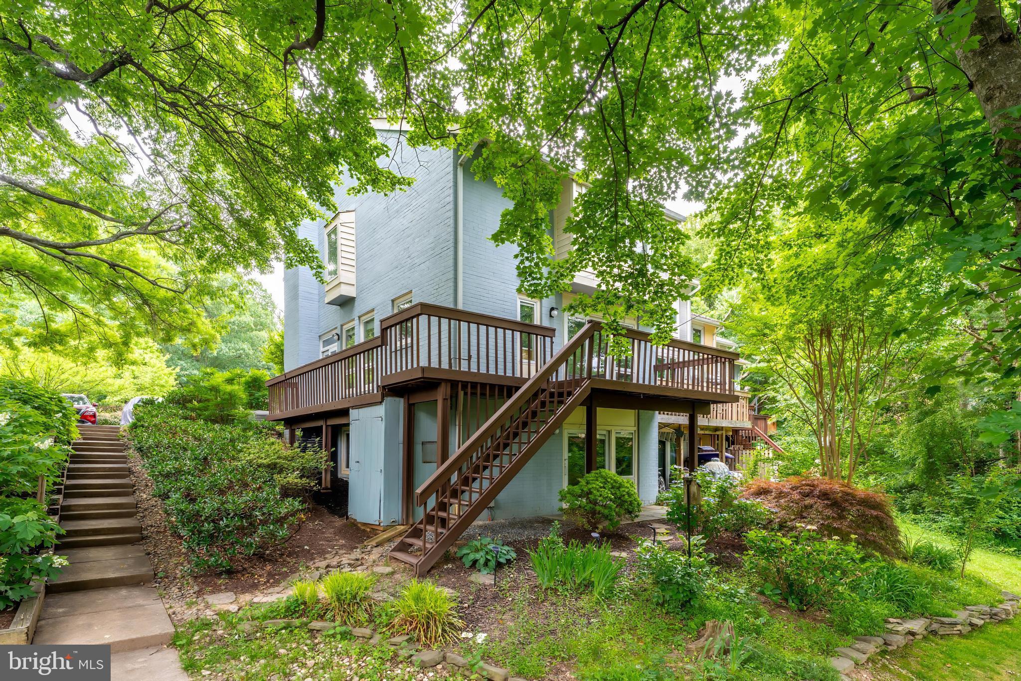 2020 Chadds Ford Drive Reston, VA 20191 - Photo 4 of 64