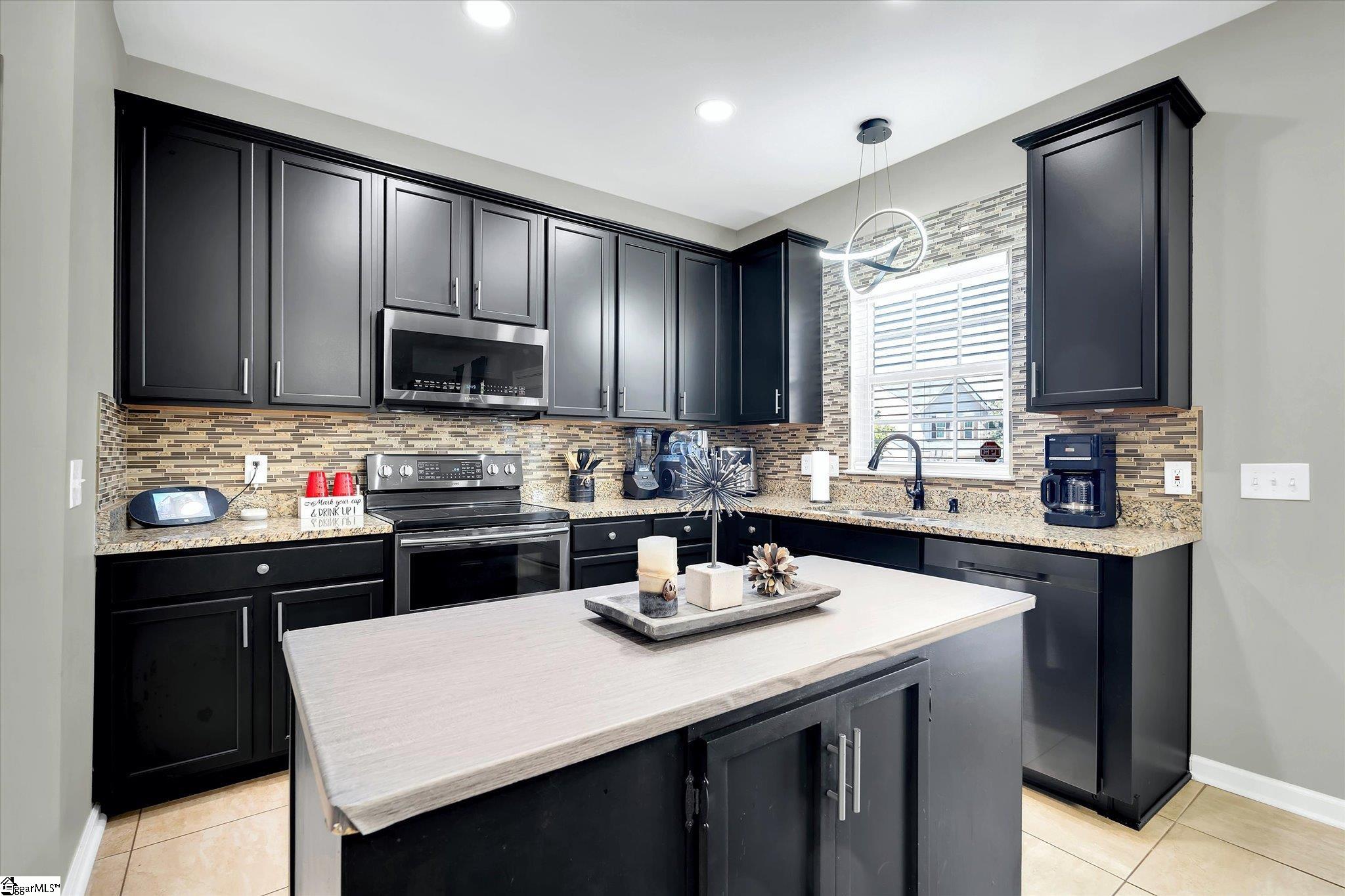 201 Shale Court Greenville, SC 29607 - Photo 13 of 38 Gallery Image 13