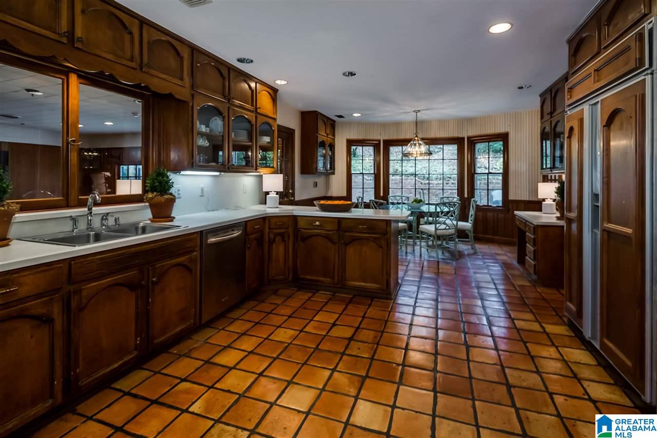 3315 Brookwood Road Birmingham, AL 35223 - Photo 23 of 50
