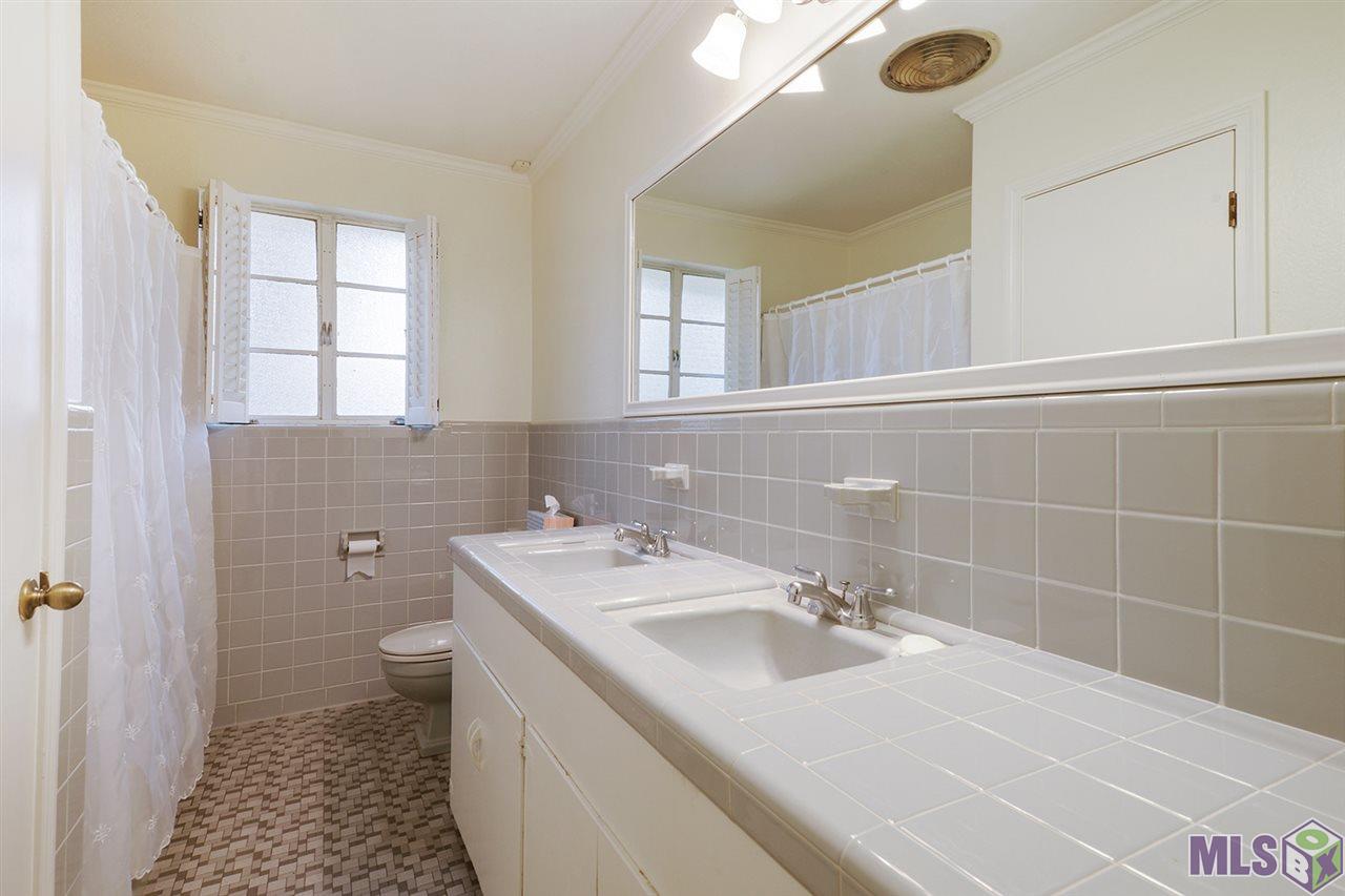 1945 Columbine Street Baton Rouge, LA 70808 - Photo 13 of 15 Gallery Image 13