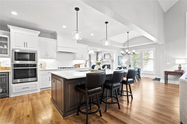 $1,099,000 | 9268 Brownridge Street, Lenexa, KS 66220