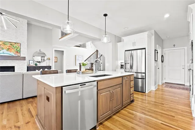 $1,099,000 | 9268 Brownridge Street, Lenexa, KS 66220