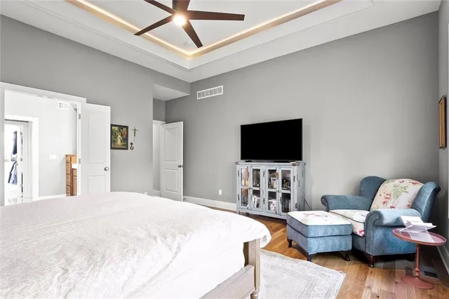 $1,099,000 | 9268 Brownridge Street, Lenexa, KS 66220