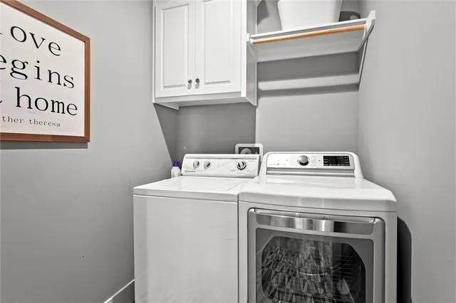 $1,099,000 | 9268 Brownridge Street, Lenexa, KS 66220