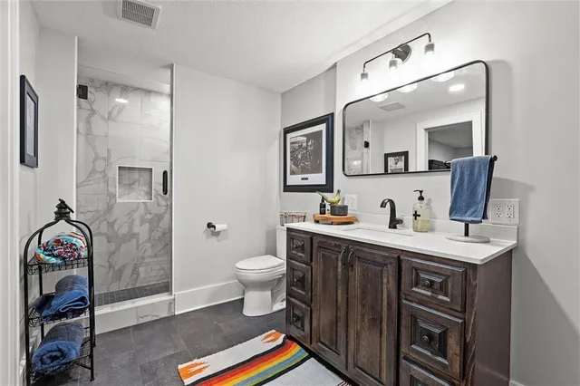 $1,099,000 | 9268 Brownridge Street, Lenexa, KS 66220