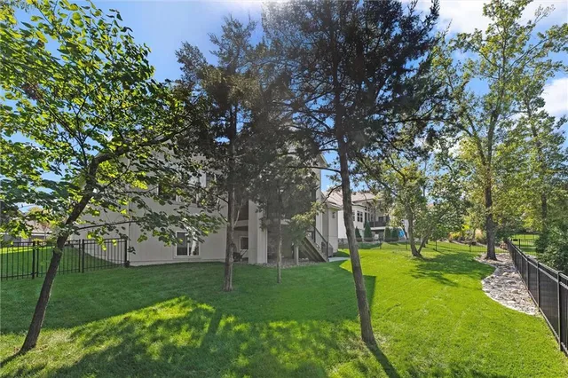 $1,099,000 | 9268 Brownridge Street, Lenexa, KS 66220