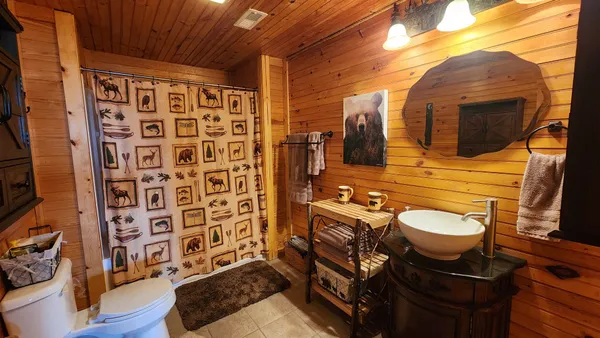 $549,000 | 5615 Eastport Road, Alpine, TN 38543