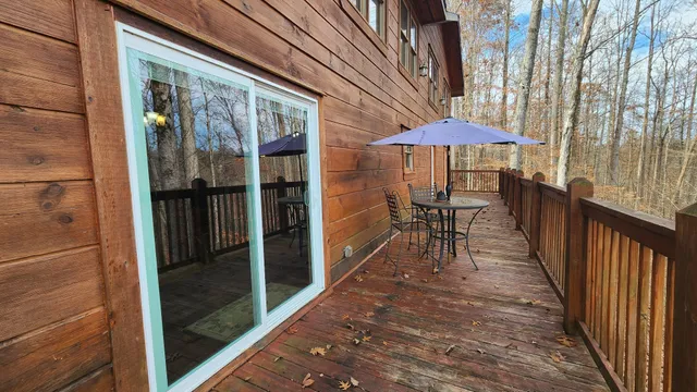 $589,000 | 5615 Eastport Road, Alpine, TN 38543