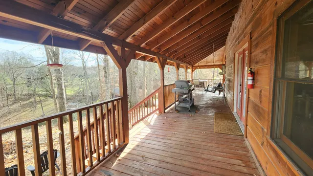 $589,000 | 5615 Eastport Road, Alpine, TN 38543