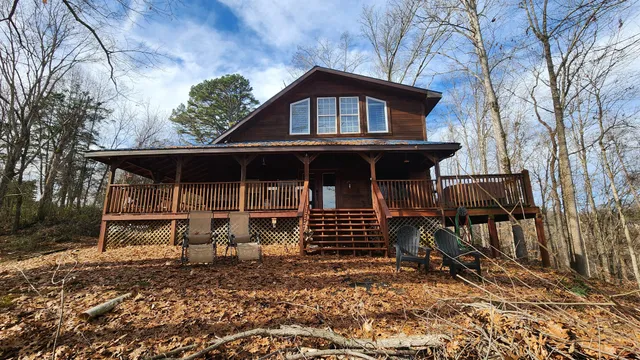 $589,000 | 5615 Eastport Road, Alpine, TN 38543