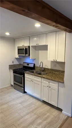 $1,800 | 31144 All View Drive, Unit A, Running Springs, CA 92382