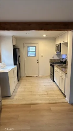 $1,800 | 31144 All View Drive, Unit A, Running Springs, CA 92382