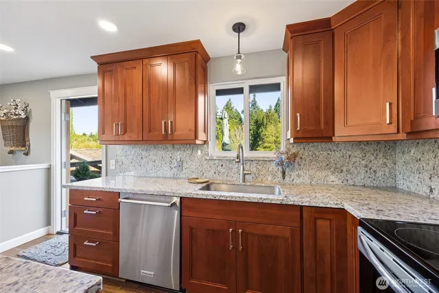 $1,075,000 | 24027 Old Owen Road, Monroe, WA 98272