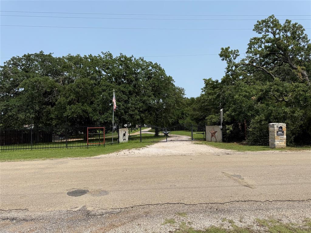 651 South Trinity Road Denton, TX 76208 - Photo 1 of 9